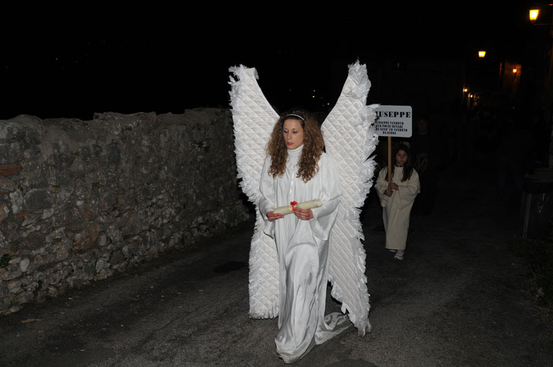 abramo_isacco_alatri_2010_passione_vivente_venerdi_santo_alatri_processione